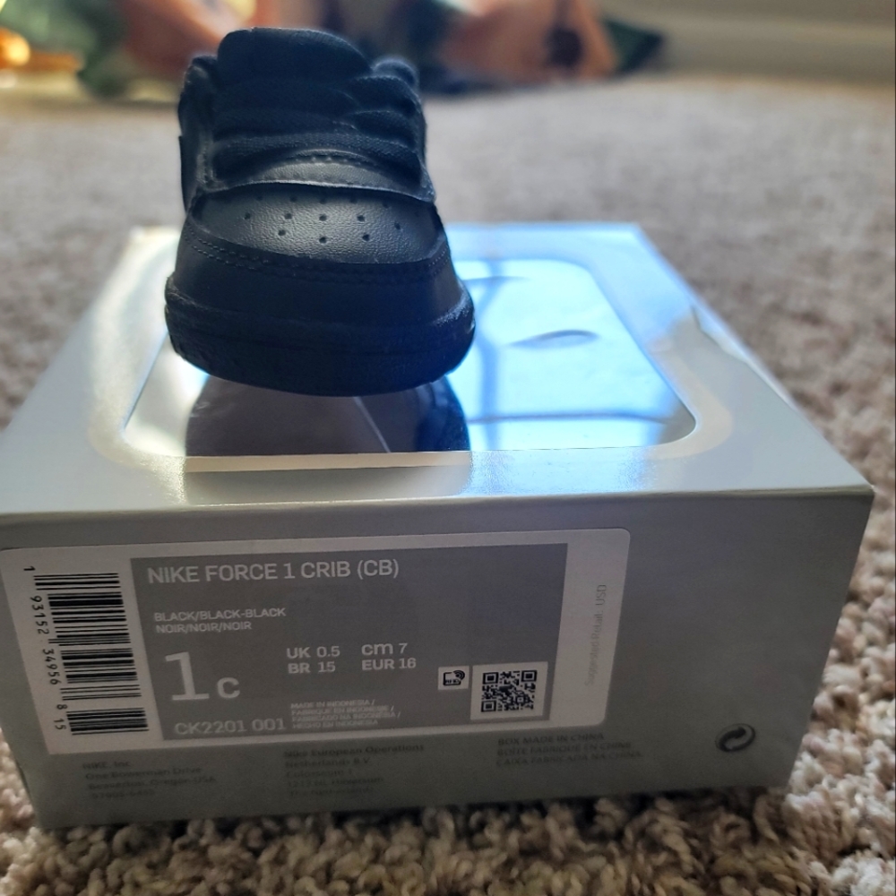 Baby shoes